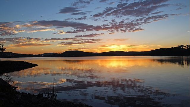 Descoperirea care va rămâne în istorie. Ce au găsit câțiva studenți pe malul unui lac