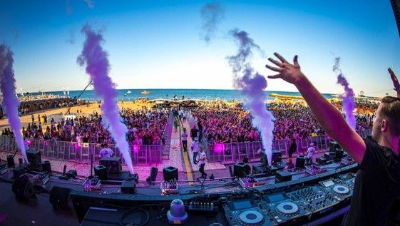 Amenzi de zeci de mii de lei la festivalul Neversea