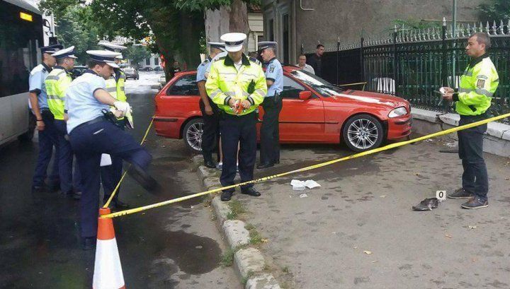 Brăila: Şoferul maşinii care a lovit un grup de nuntaşi s-a predat la poliţie