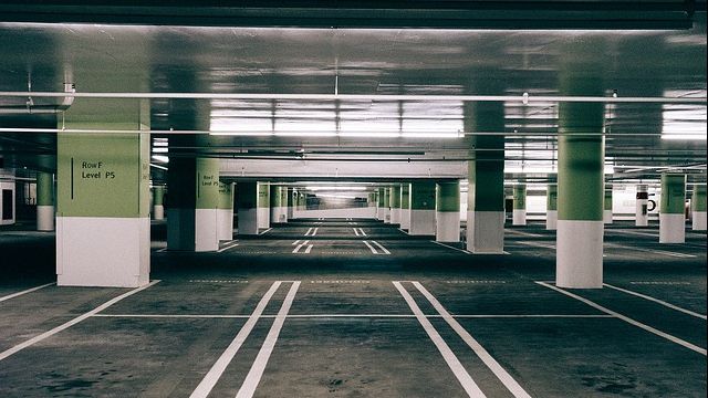 Decizie radicală în Franța. Mașinile, interzise