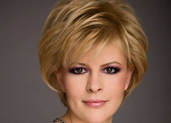 Cum arată Sanda Ladoși la 47 de ani 