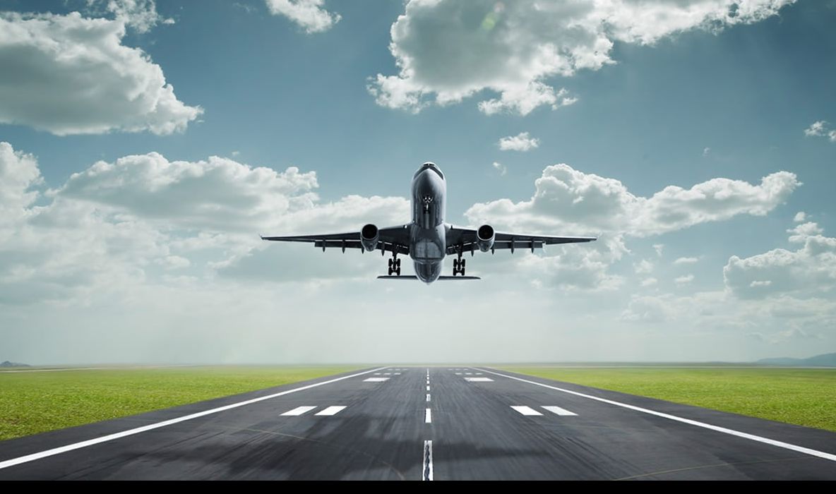 Panică într-un avion: pasagerii, înspăimântaţi. Ce a făcut un bărbat, la scurt timp după decolare