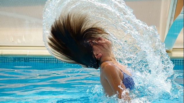 Ce trebuie să faci chiar înainte de a merge la piscină