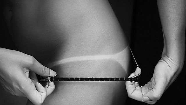 Metodă genială de a scăpa de usturimea arsurilor solare 