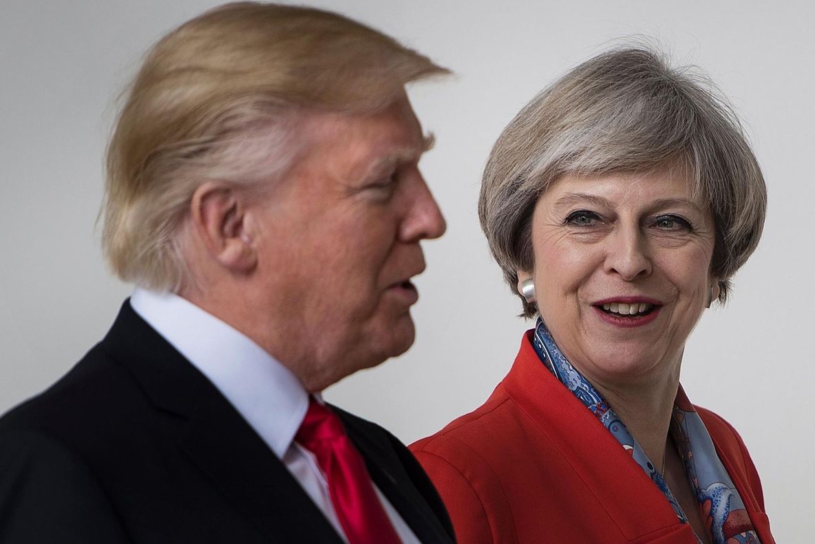 Donald Trump va efectua o vizită oficială în Marea Britanie anul viitor
