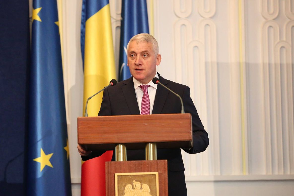 Adrian Ţuţuianu: Pensiille nu vor scădea. Cea mai mare pensie a unui militar de carieră: 22 922 lei