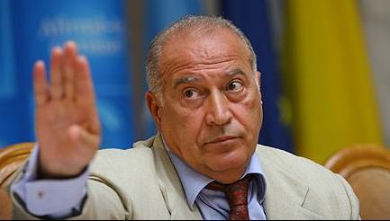 Dan Voiculescu, internat de urgență în spital