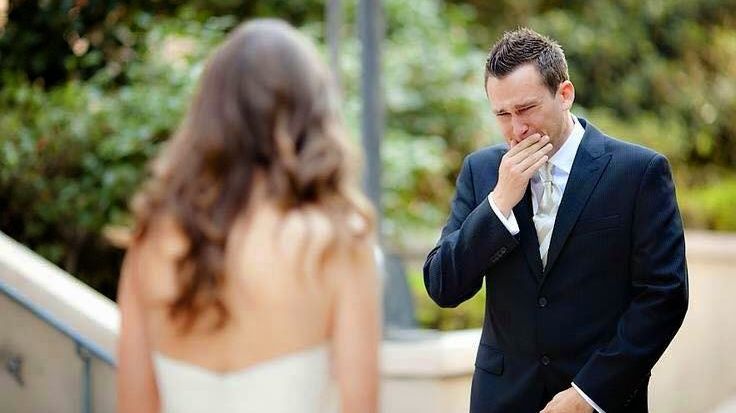 Mirii erau în faţa altarului. Se pregăteau să spună DA. A intrat amanta.Ce a spus i-a şocat pe toţi