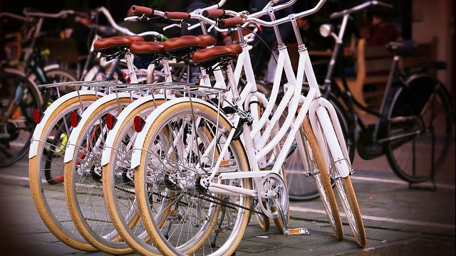 Se suspendă înscrierile în programul "Bicicliști în București" 