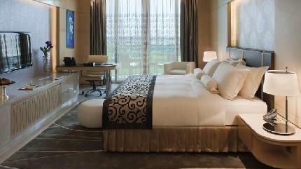 Dezvăluiri BOMBĂ: Ce fac recepționerele de hotel fără ca turiștii să știe