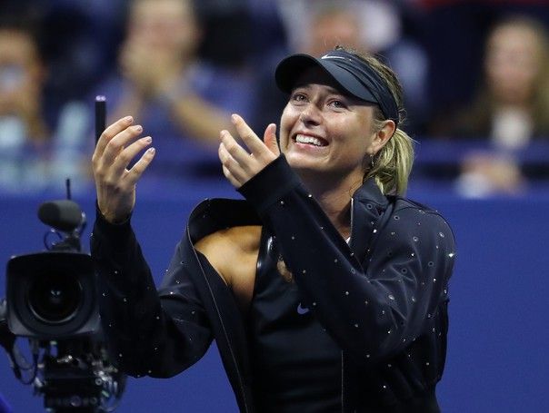 Reacţia uluitoare a lui Sharapova după victoria în faţa Simonei Halep