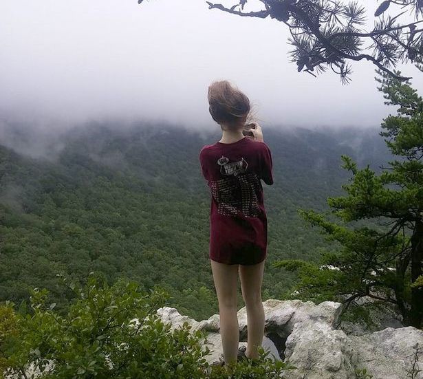 Detaliul cumplit din această fotografie. Pare o poză cu munții, dar povestea e înfricoșătoare