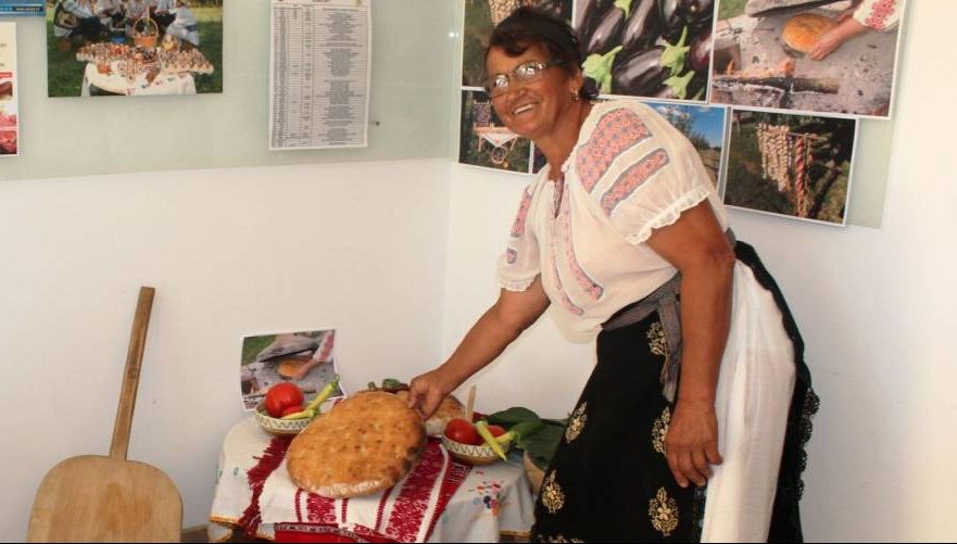 Secretul pâinii în ţest dezvăluit de femeia care respectă reţeta de mai bine de şase decenii