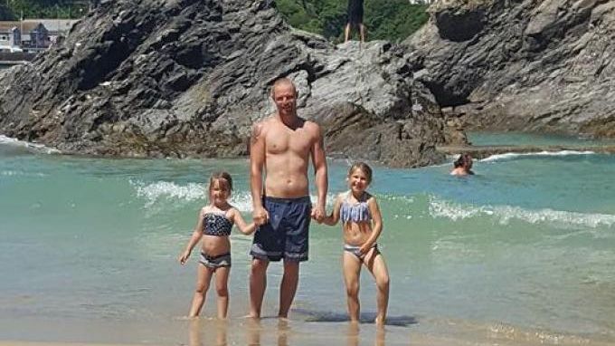 Destinul straniu al tatălui care a învins cancerul. Moartea nu a vrut să îl ocolească