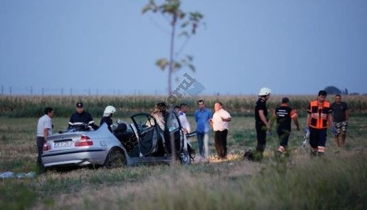 Accident grav în această dimineaţă. Mamă și fiu, uciși de un șofer băut 