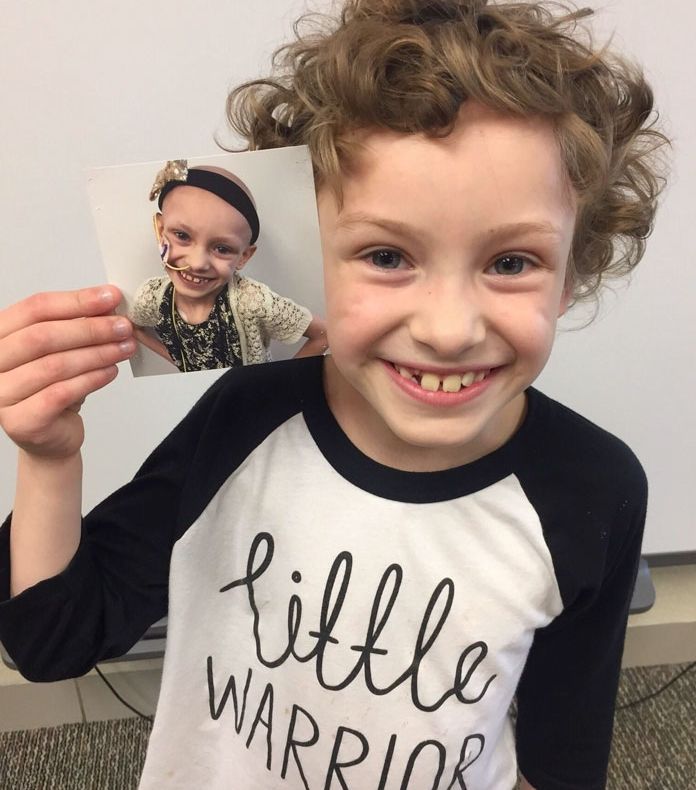 "Am învins cancerul!". 10 fotografii care te vor face să plângi