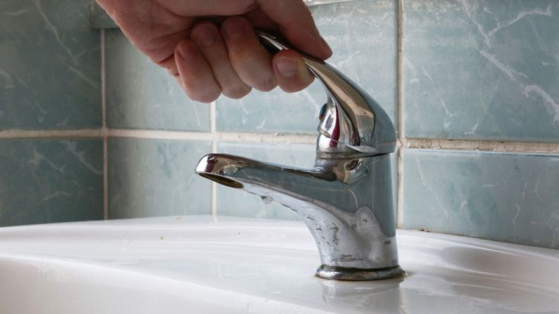 Două comune din Prahova au rămas fără apă din cauza caniculei. Consumul este prea mare