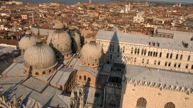 În acest oraș european oricine strigă "Allahu akbar" va fi împușcat de lunetiști