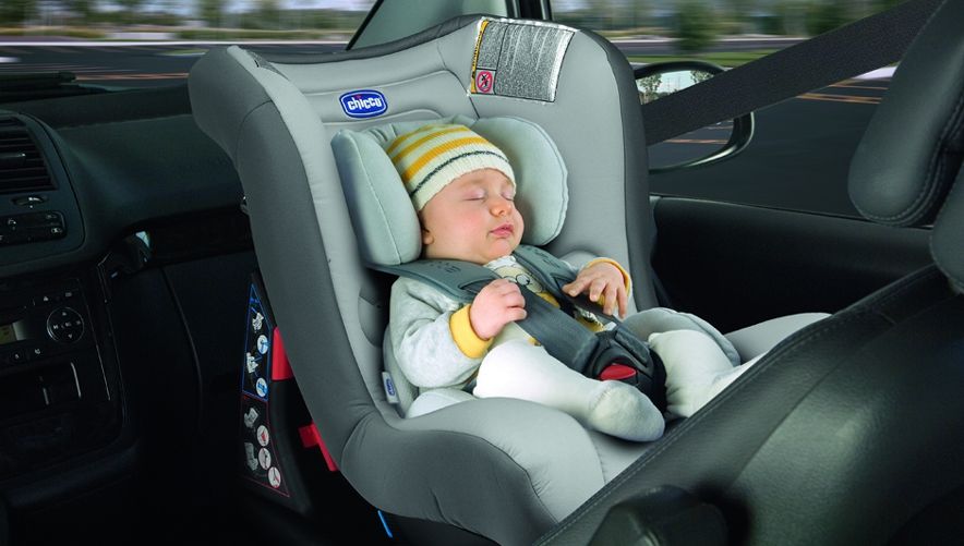 Greşeli frecvente pe care le fac părinţii atunci când merg cu copilul în maşină