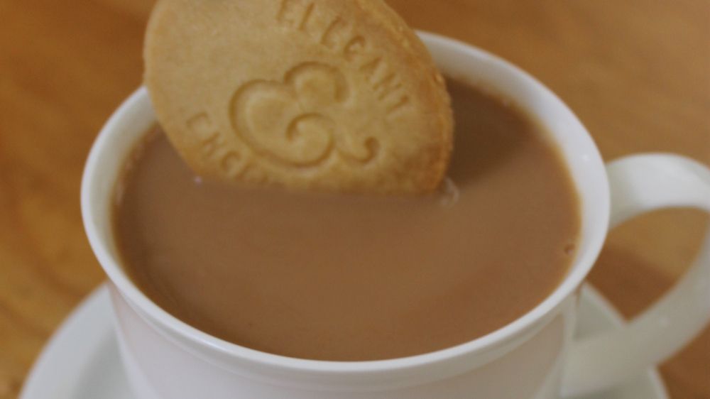 Să înmoi sau nu biscuiții într-o băutură? Ce spune un cercetător 