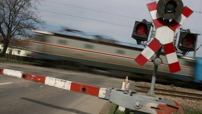 Reacţia dură a unui judecător după ce o mamă s-a aruncat în faţa trenului împreună cu cei trei copii