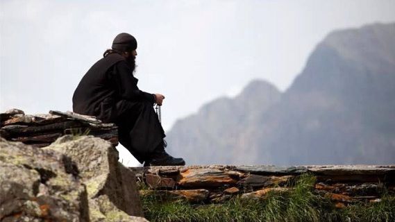 Cele mai frecvente greșeli la o SPOVEDANIE. Părintele Calistrat te învăță cum să te spovedești ca la carte