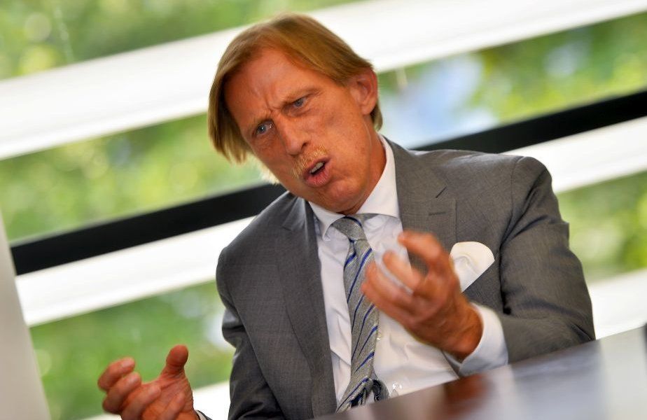 Incredibil! Daum l-a chemat pe Deac la naţională, dar nu l-a folosit deloc. Motivul e uluitor