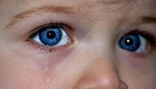 Au fost decăzuți din drepturile părintești dintr-un motiv HALUCINANT. Unde s-a întâmplat