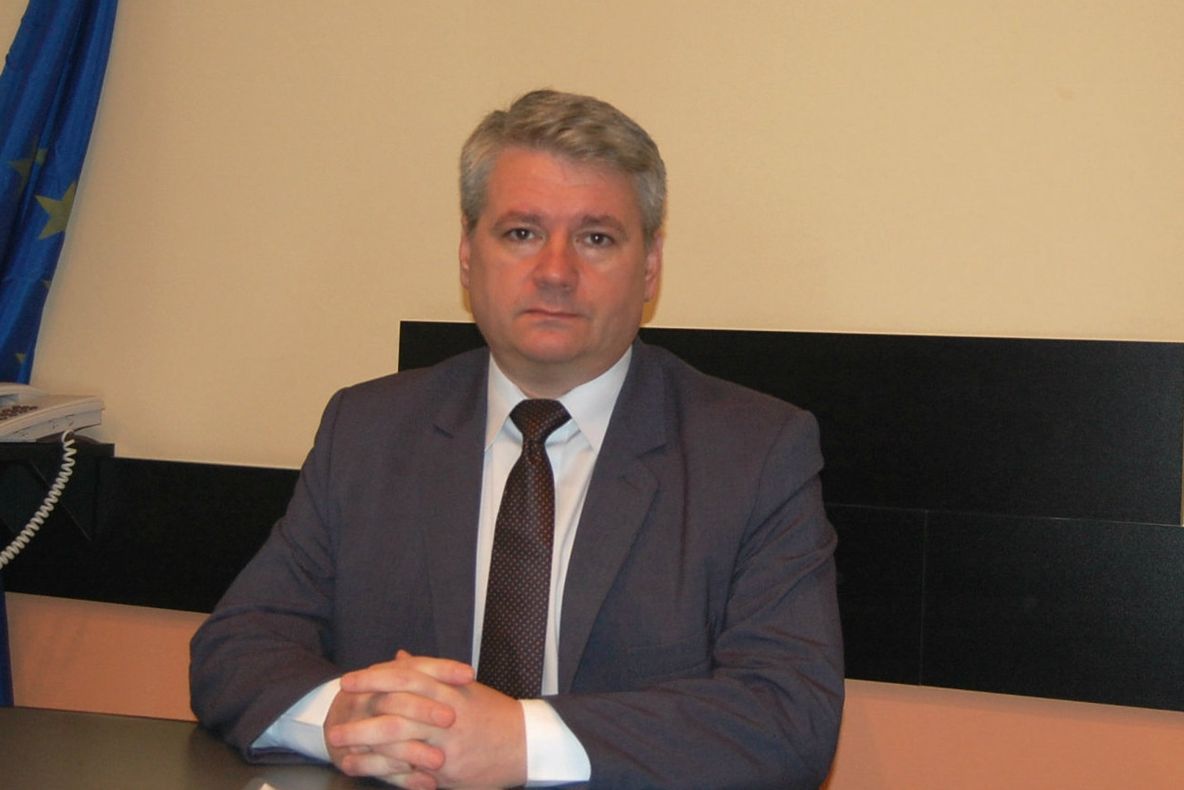 Pensionările pe bandă rulantă continuă în Poliţie. Un şef al IPJ s-a pensionat la doar 49 de ani