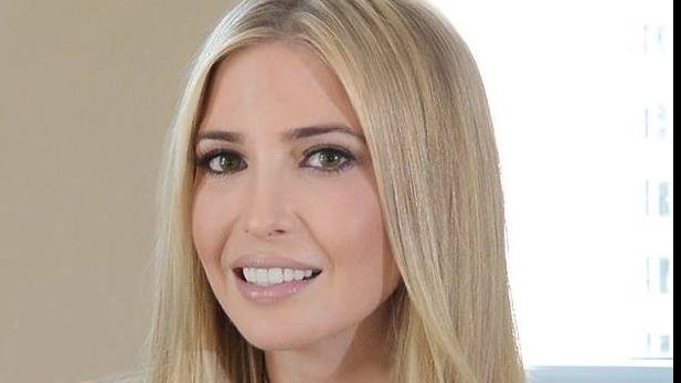 Și-a făcut zeci de operații estetice pentru a semăna cu Ivanka Trump. 