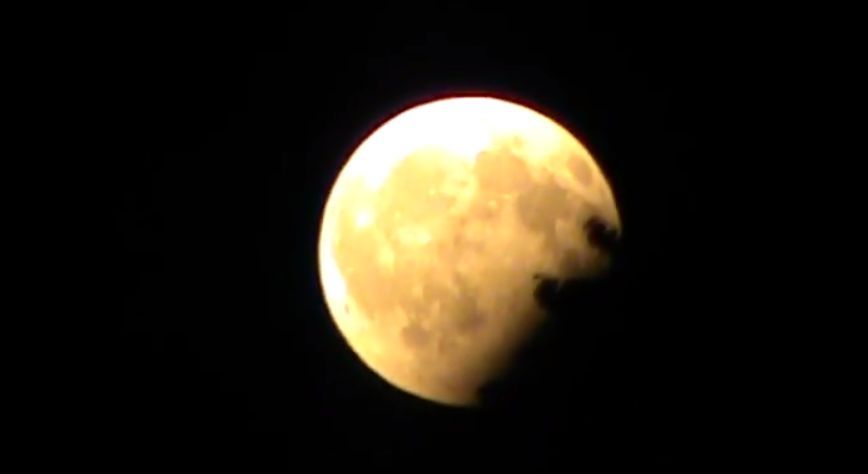 Descoperire uimitoare după analiza unei roci selenare