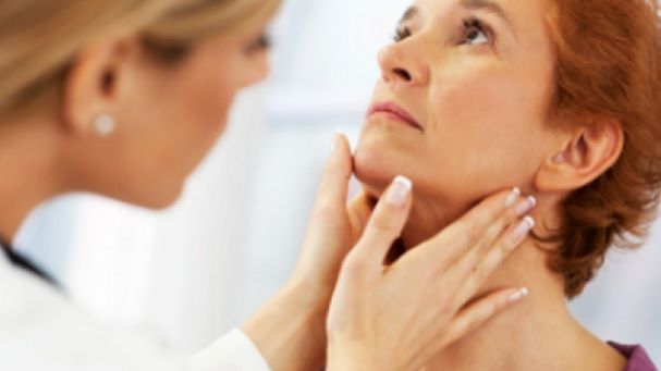 Ai tiroidă și totuși vrei să slăbești? Iată ce sfaturi dau specialiștii 