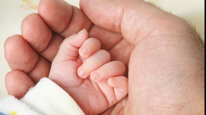 Emoționant! Au fost nevoiți să ia cea mai grea decizie pentru a salva viața copilului lor