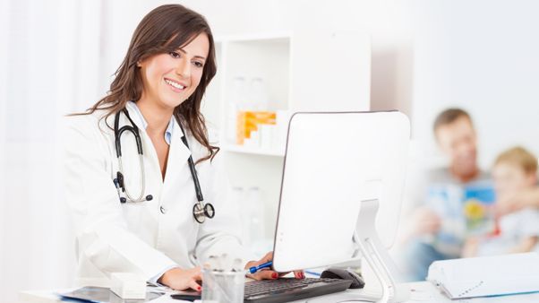 Guvernul s-a răzgândit: Medicii nu vor mai fi scutiţi de impozit