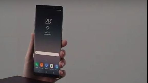 Samsung a lansat noul telefon: Note 8. Vezi cum arată