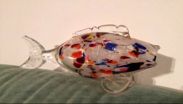 Mai ai acasă bibeloul în formă de pește? Iată cât valorează acum