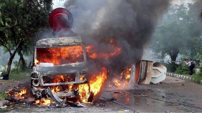 Atacuri violente, bilanț negru: cel puțin 29 de oameni au murit, 200 au fost răniți