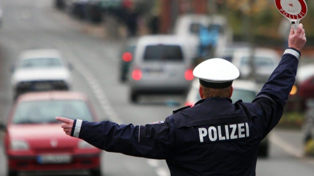 A primit o amendă de circulaţie în Germania, dar nu a plătit-o. Decizia uimitoare a poliţiştilor