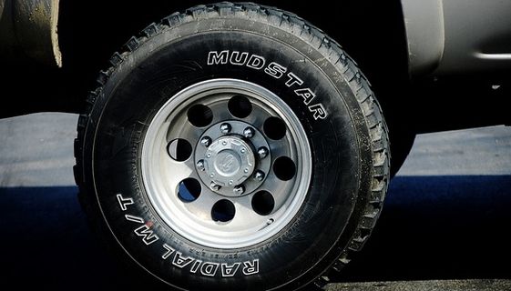 Accident cu 5 maşini şi un TIR, pe Centura Capitalei: o victimă