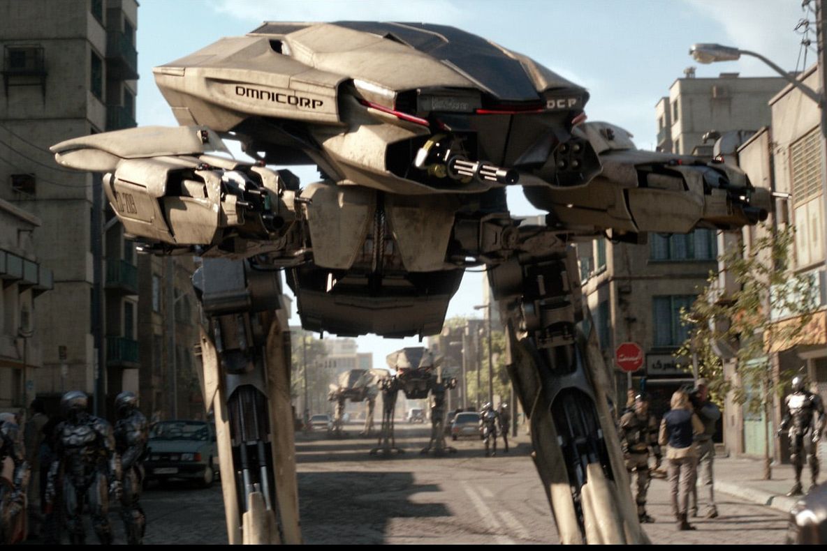 Fondatorul SpaceX, avertisment fără precedent despre pericolul ,,roboților ucigași''. Sunt activi...