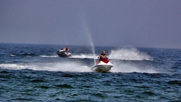 Accident de ski-jet la Costineşti. Un bărbat de 41 de ani a murit