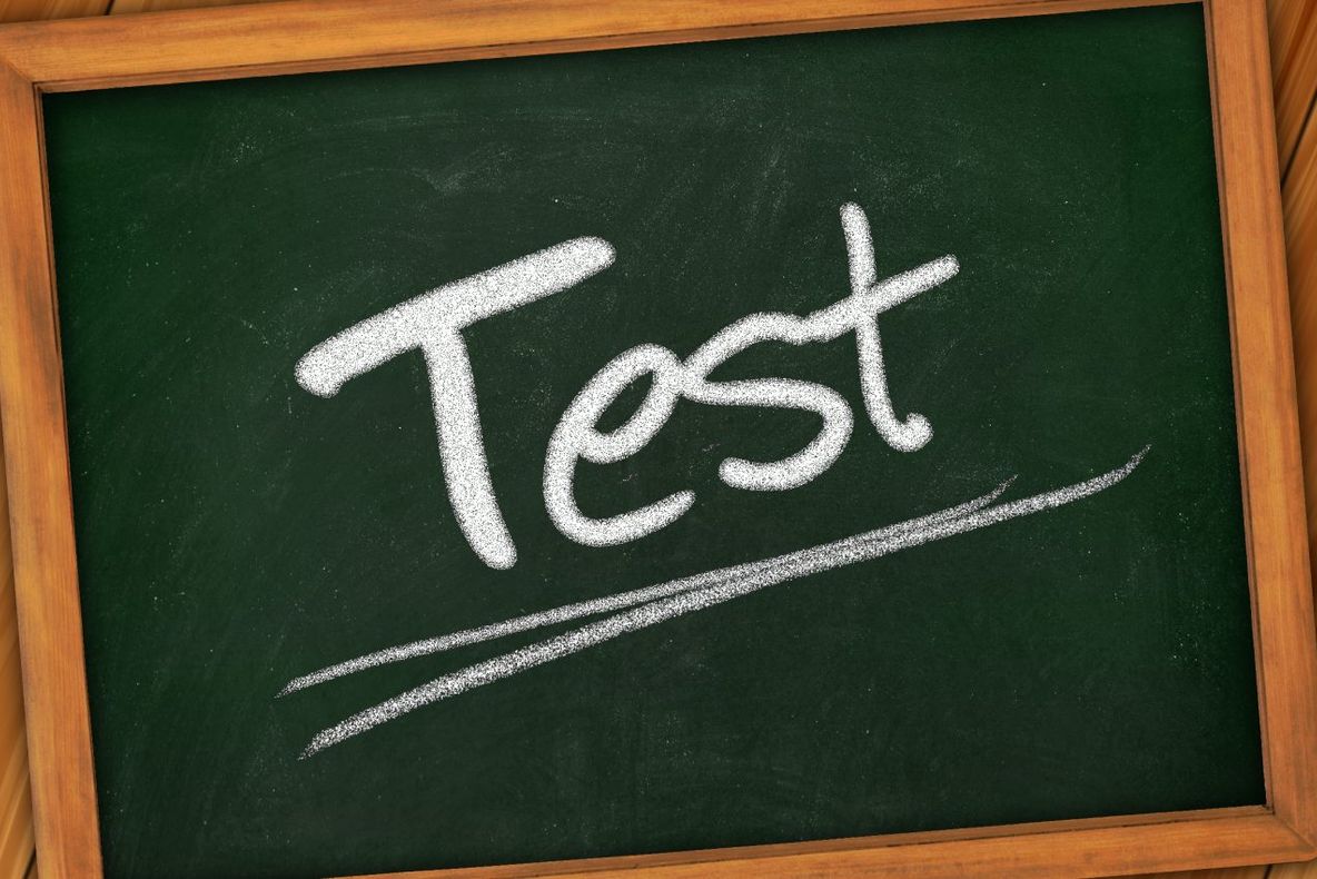 TEST. Ce vezi prima oară în imagine? Atenţie, RĂSPUNSUL spune cât de inteligent eşti, de fapt!