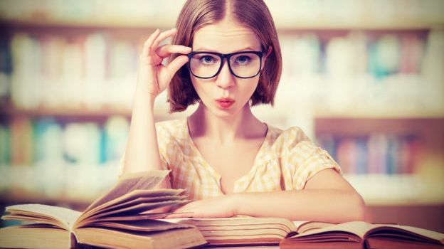 Ziua Limbii Române. Topul celor mai frecvente greşeli pe care le fac românii