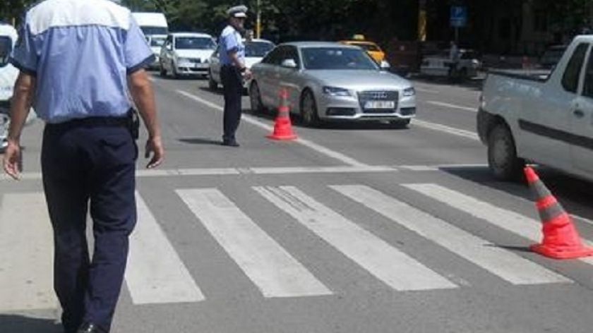 Fetiță de 8 ani, izbită pe trecerea de pietoni de un șofer neatent