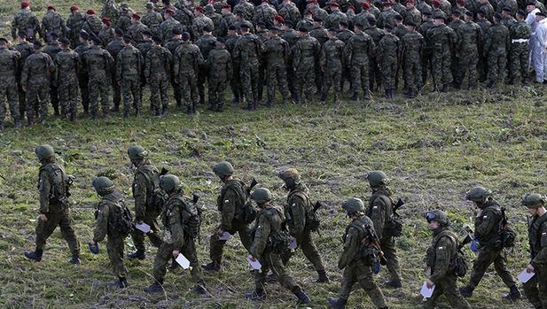 100.000 de militari ruși mobilizați. Mutări de trupe fără precedent. Temeri privind o invazie