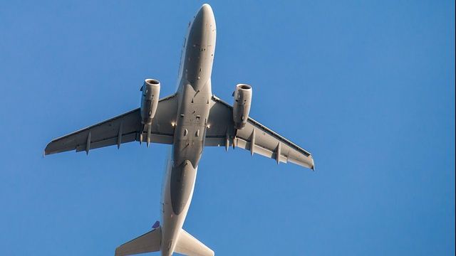 Vom avea zboruri directe de la Montreal și Toronto spre București