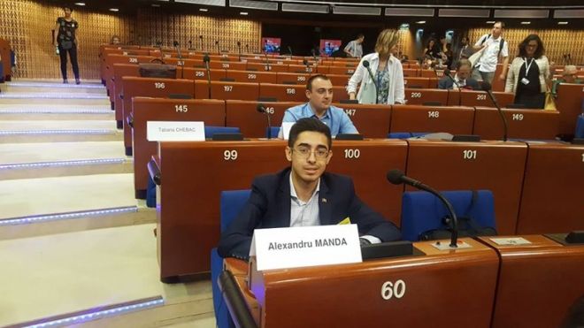 Zeci de primării date în judecată de elevi: "Somăm public primarii să dovedească un minim respect"