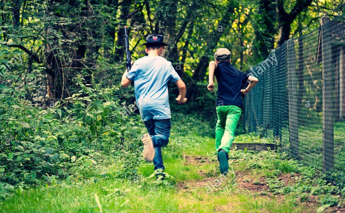 Îngroziţi de ce au făcut doi elevi înainte de începerea şcolii. Părinţii vor plăti scump distracţia 