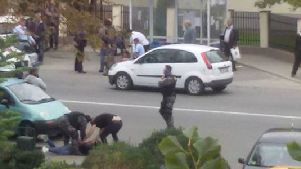 19 oameni, reținuți în urma scandalului din Bascov