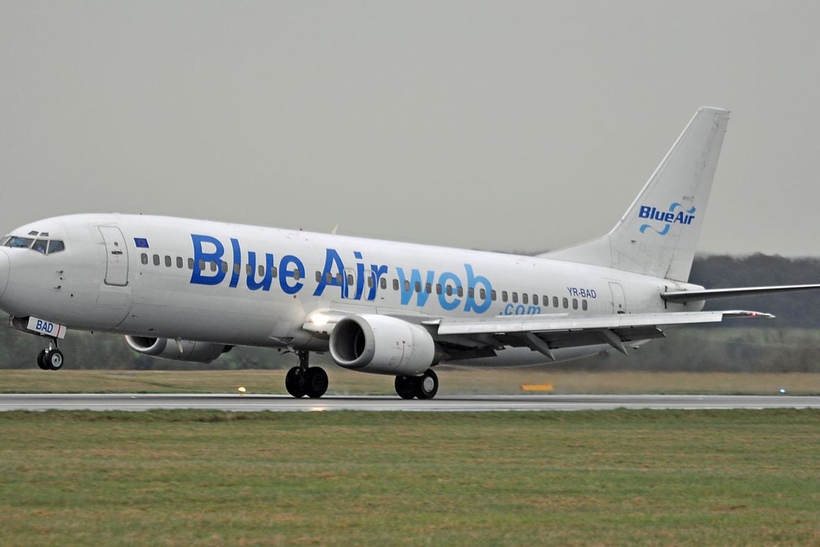 ALERTĂ aviatică în România! Un avion Blue Air s-a întors din zbor pe aeroportul Otopeni